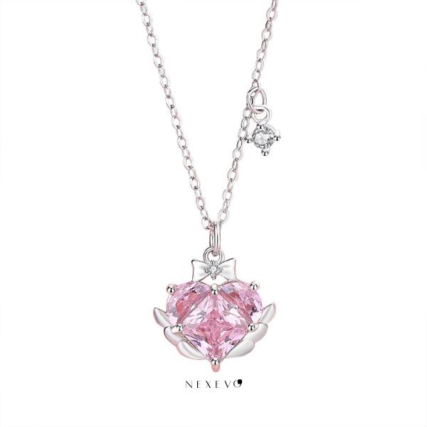 NEXEVO - สร้อยคอ Aurora Blossom สร้อยคอเงิน จี้หัวใจชมพู เสริมโชคด้านความรัก น้ำหนักเบา