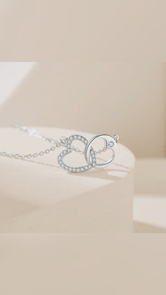 NEXEVO - สร้อยคอ Bélaire สร้อยคอเงิน ดีไซน์หัวใจและวงกลมไขว้ สไตล์มินิมอล น้ำหนักเบา ใส่ได้ทุกวัน